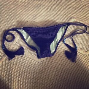Victoria secret bottom cheeky style!